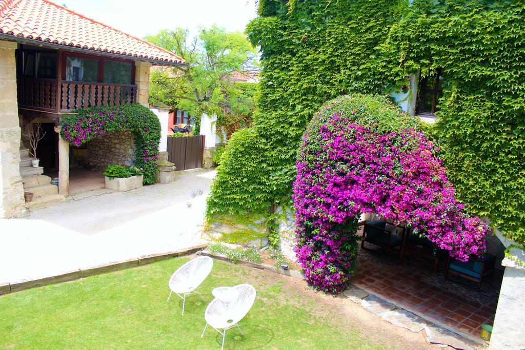 Hotel La Casona De Suesa Esterno foto